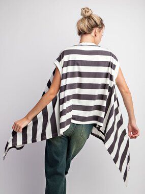 Easel Rugby Stripe Sharkbite Hem Top